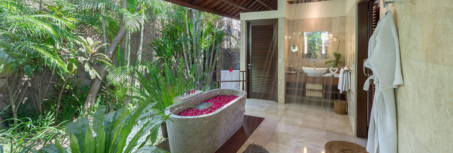 Villa Asta - Ensuite bathroom